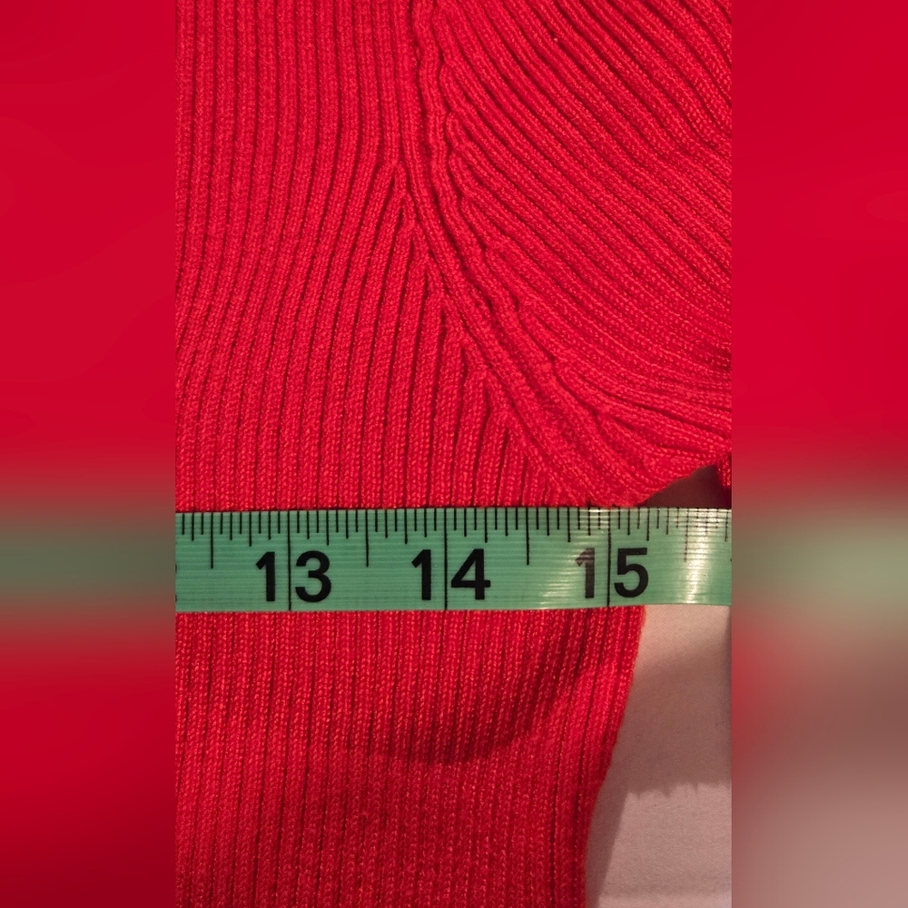 Tahari Bold Burnt Orange Crew Neck Sweater - Picture 8 of 9